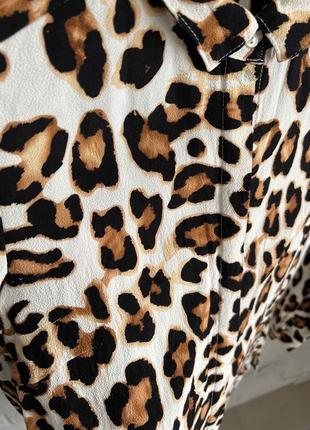 Вискозная блузка в тигровый принт3 фото