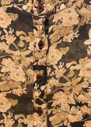 Очень красивая и стильная брендовая рубашка в цветах..100% коттон.