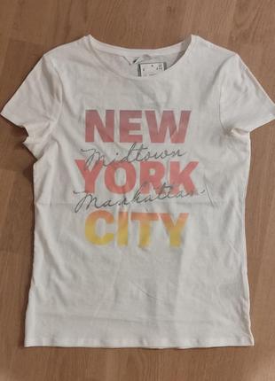 Футболка н&м с креативным принтом, р.158/164.
