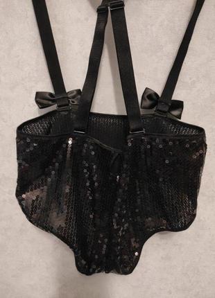 Соблазнительные эффектные трусики шорты кюлоты в пайетках с подтяжками бродвей стиль,