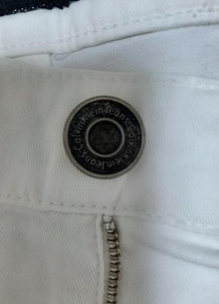 Белые джинсы calvin clein3 фото