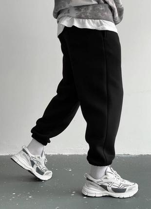 Спортивные брюки