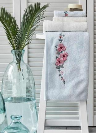 Набір рушників із вишивкою karaca home - orion 4 предмети в подарунковій коробці набір рушників