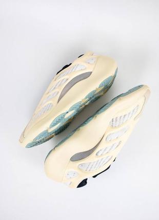 Кросівки adidas yeezy boost 700 v3 azael6 фото