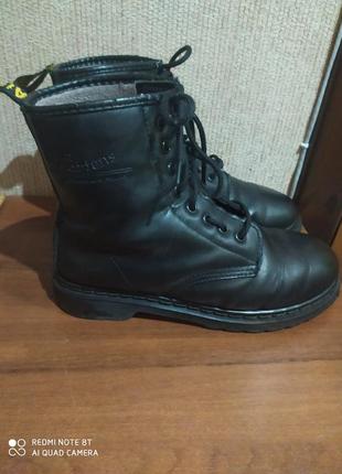 Dr. martens airwair ботинки р.39-41 стелька 26см2 фото