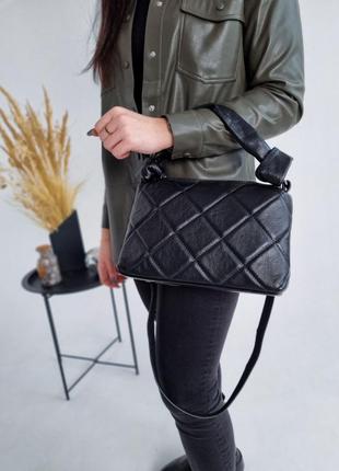 Жіноча сумка крос боді стьобана шкіряна чорна італія3 фото