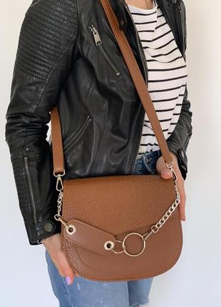 Рыжая коричневая маленькая сумочка кросс боди молодежная через плечо женская стильная мини сумка с ремешком