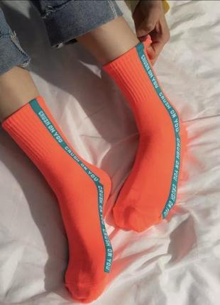 Довгі жіночі шкарпетки з принтом