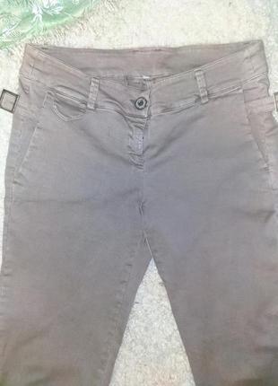 Трендові довгі штани джинси