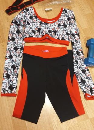 Топ и леггинсы designed for fitness