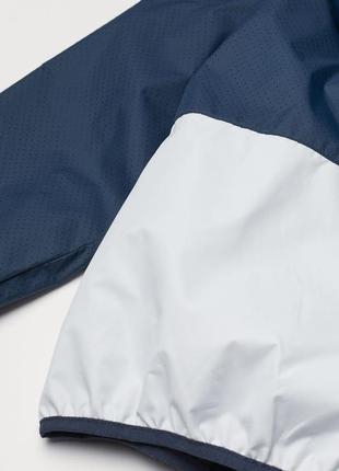 Ветровка с капюшоном от🏷️146-152 3