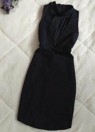 Стильное платье с чокером с вырезом декольте черное базовое мини от new look