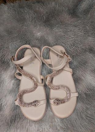 Босоніжки4 фото