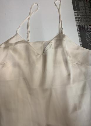 Женская белье моя майка молочного цвета на тонких бретелях
