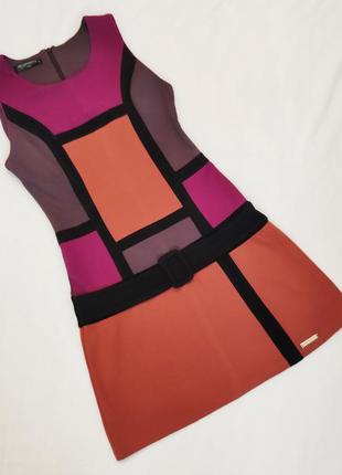 Трикотажное платье мини колорблок rinascimento l