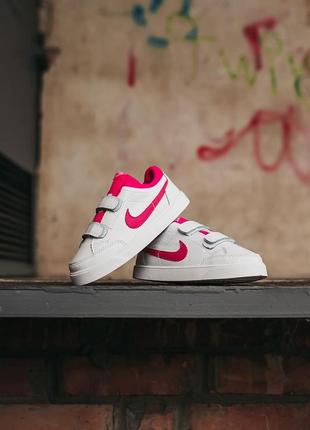Дитячі брендові білі рожеві кросівки найк для дівчаток дитячі білі рожеві кросівки для дівчинки nike capri1 фото