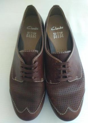 Модні туфлі clarks броги1 фото