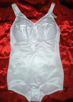 Коригуючий фігуру боді білого кольору the lingerie (розмір eur 85в; 90c; 90d)1 фото