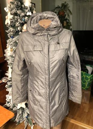 Жіноча довга курточка італія motivi.