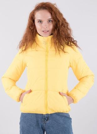 Стильна жовта осіння весняна демисезон куртка коротка бомбер