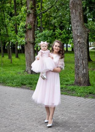 Плаття для мами і доньки family look