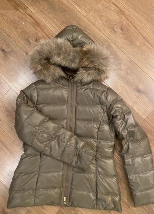 Пуховик женский