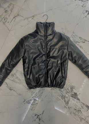 Кожаный пуховик