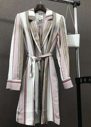 Пальто весняне в смужку