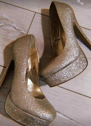 Золотые туфельки