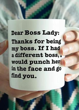 Кружка с принтом «уважаемая босс леди»1 фото