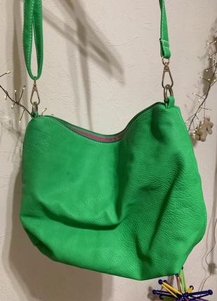 Яскрава соковита сумка салатова фірмова