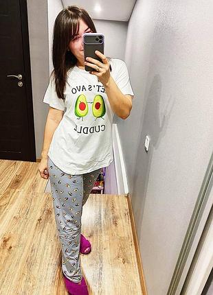 Піжама з авокадо футболка і штани для будинку