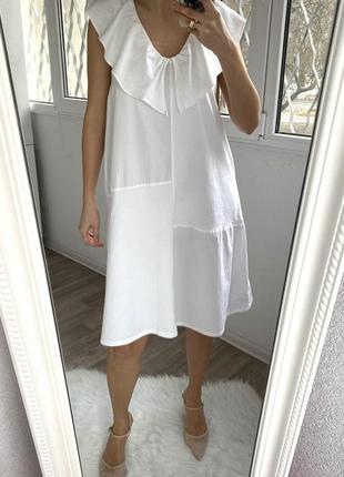 Белое свободное платье из комбинированных тканей zara