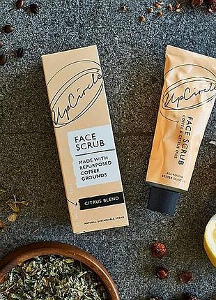 Скраб для сухої шкіри обличчя upcircle beauty citrus face scrub