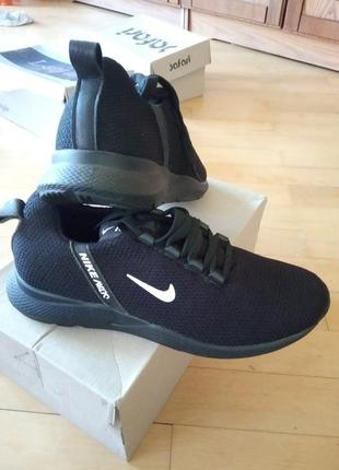 Нові кроси в стилі nike 43 р повний