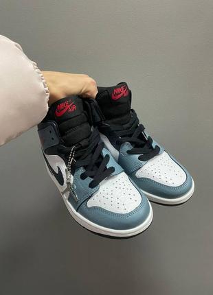 Женские кожаные высокие кроссовки nike air jordan 1 retro🆕найк аир джордан4 фото