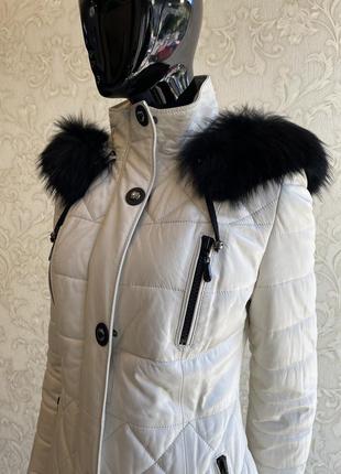 Тёплая куртка из натуральной кожи и енота6 фото