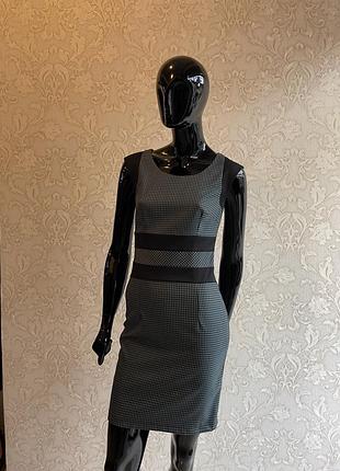 Сукня в офіс з короткими рукавами