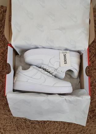 Модные женские кроссовки со скидкой белые nike air force 1 shadow найк аир форсе шедоу 12 фото