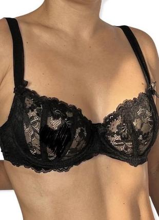 Кружевной бюстгальтер на косточках