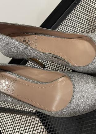 Нереальні туфлі sparkling бренду vince camuto3 фото