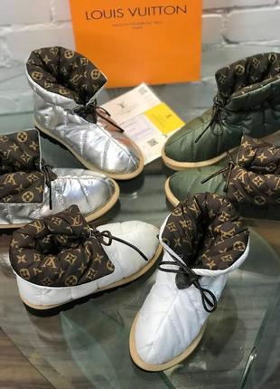 Нереально стильні теплі уггі, чобітки дуті,бренд+ сумка ,3 кольори,залишки.