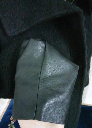 Распродажа!черное пальто на молнии с кожаными вставками,букле,шерстяное,oversize.2 фото