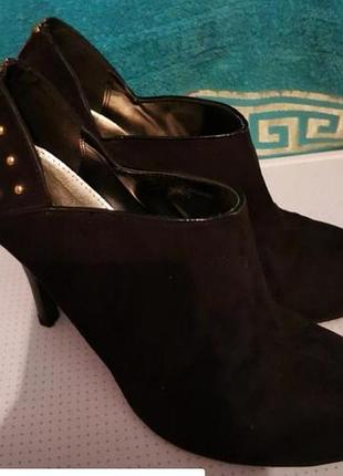 Ботинки женские 39р