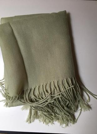 Оливковый шарф