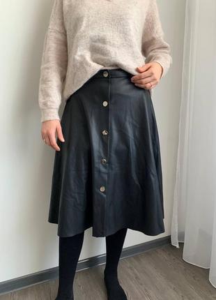 Спідниця шкіряна міді на гудзиках zara спідниця міді шкіряна