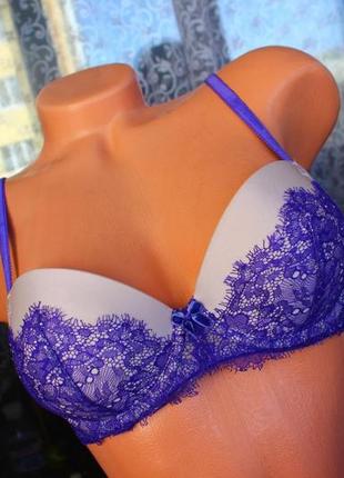 Бюстгалтер victoria's secret,рр 70 з