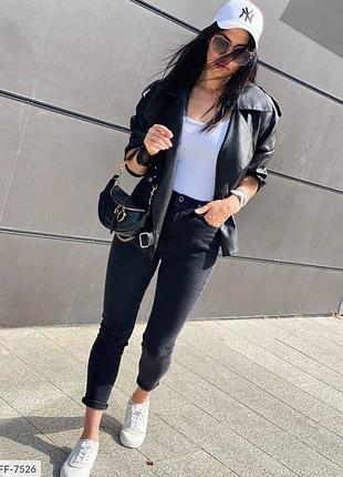 Стильные женские джинсы актуальная модель