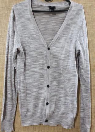 Продам трикотажну кофту h&m.