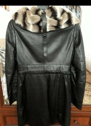 Кожанная куртка с натуральным мехом2 фото